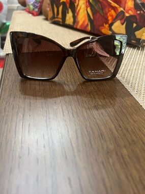 Tahari Brown Cat-Eye Sunglasses with Gradient Lenses